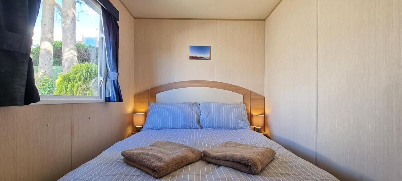 Holiday Caravan, Sleeps 6 - Hastings Holidays Hollington  Экстерьер фото
